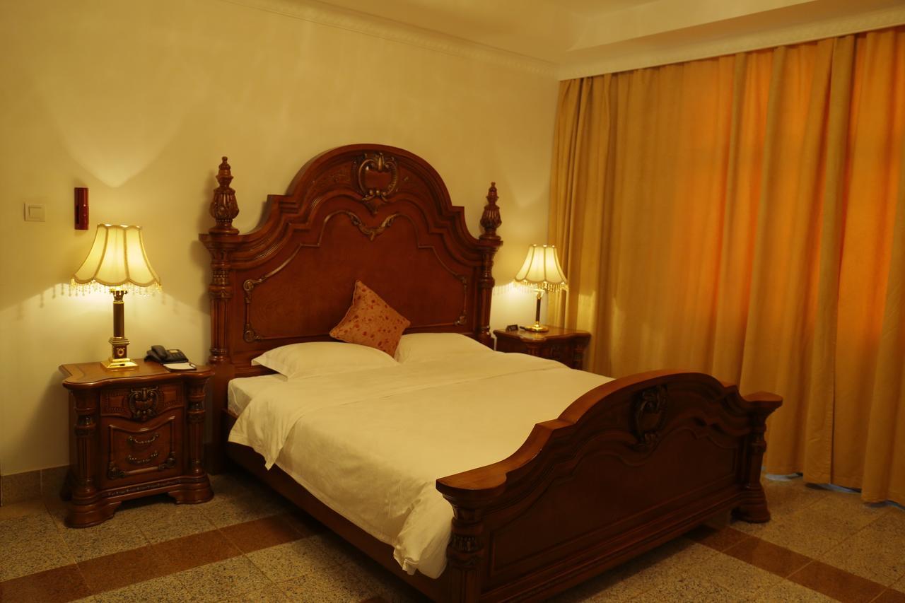 Hotel Paon D'Or Antananarivo Exterior foto